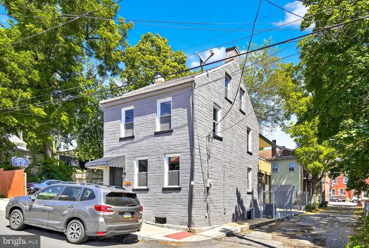 329 Mill Street  Lancaster PA 17603 photo
