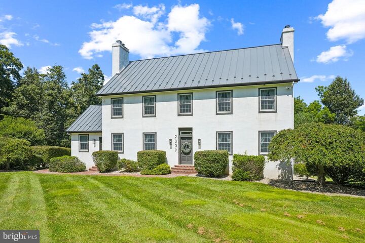 Property Photo: 2039 School Road PA 19465