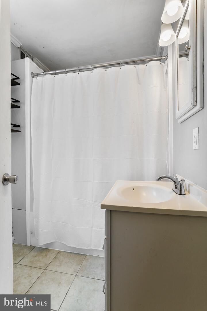 Property Photo:  533 Fort Avenue  MD 21502 