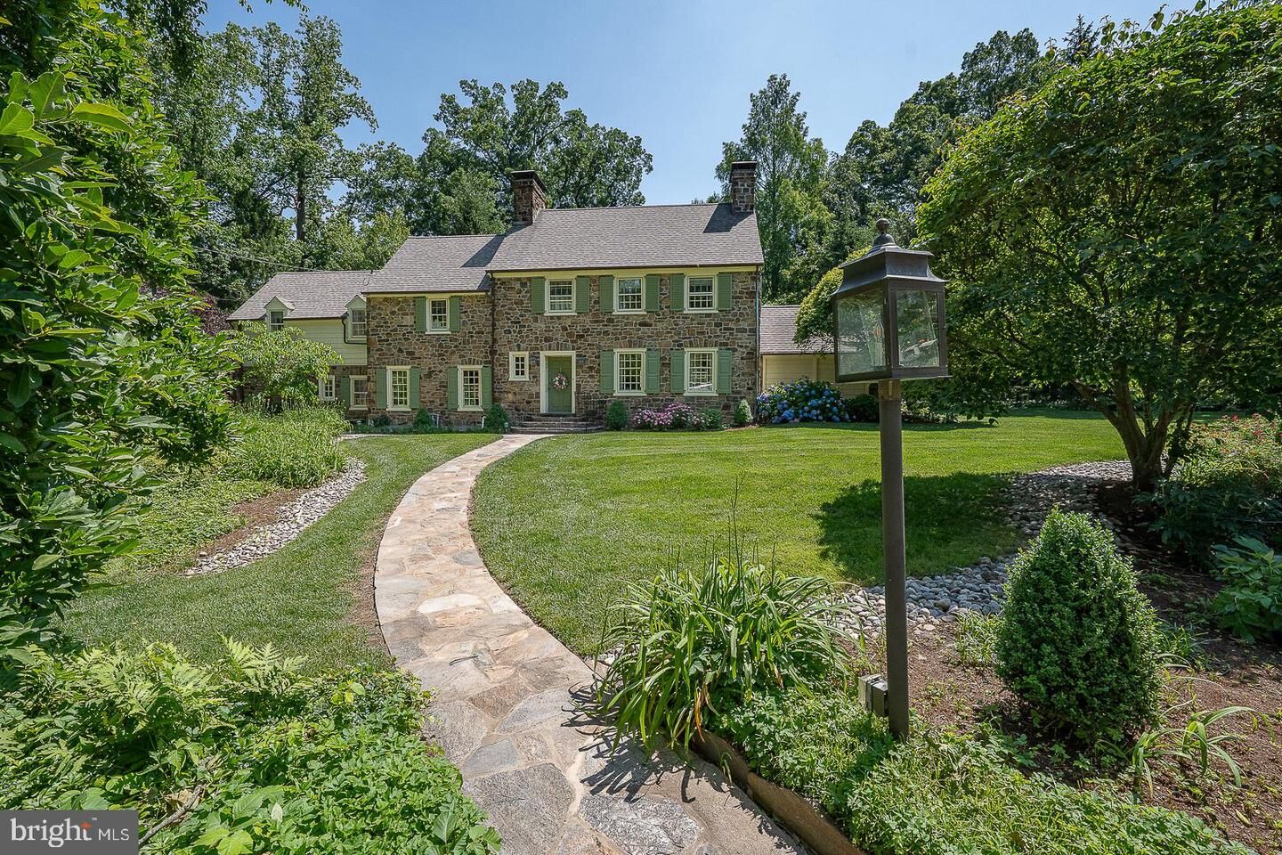 Property Photo: 210 Curwen Road PA 19010