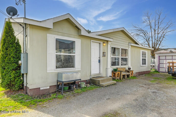 609 Main St  Pinehurst ID 83850 photo