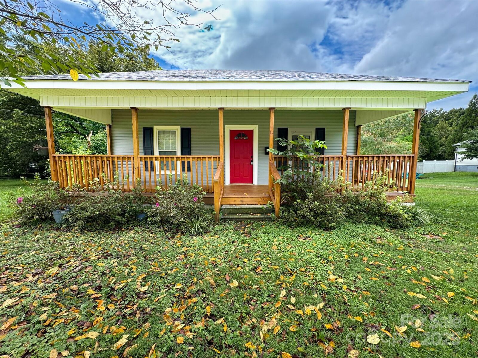 Property Photo:  818 Grier Street  NC 28092 