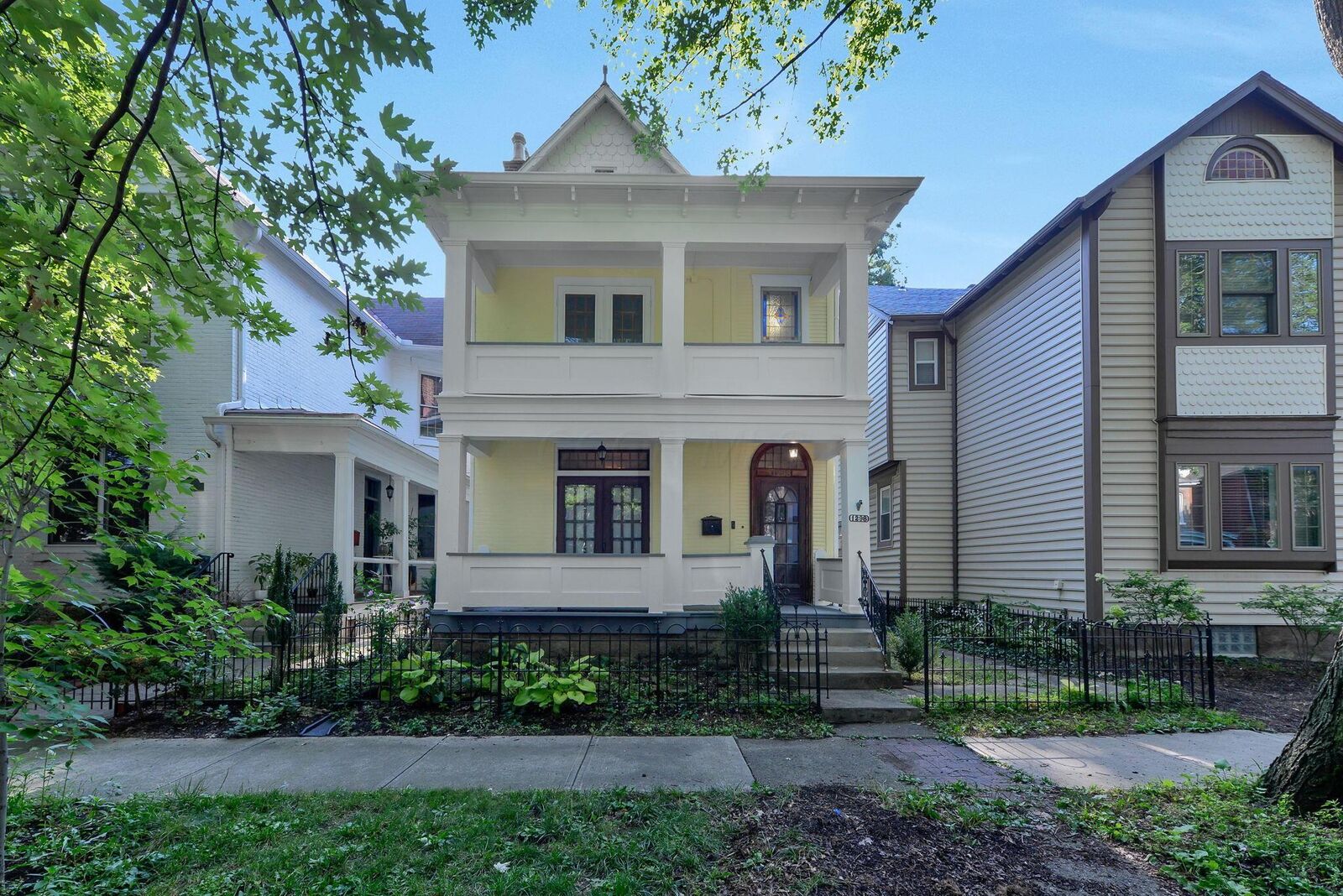 Property Photo:  1298 Hunter Avenue  OH 43201 