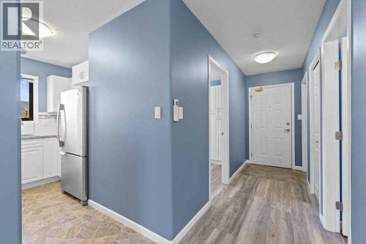 Photo de la propriété:  851 5 Avenue Southwest 307  BC V1E 1K2 
