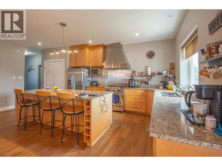 Property Photo: 408 Briar Ridge Road BC V0C 2C0