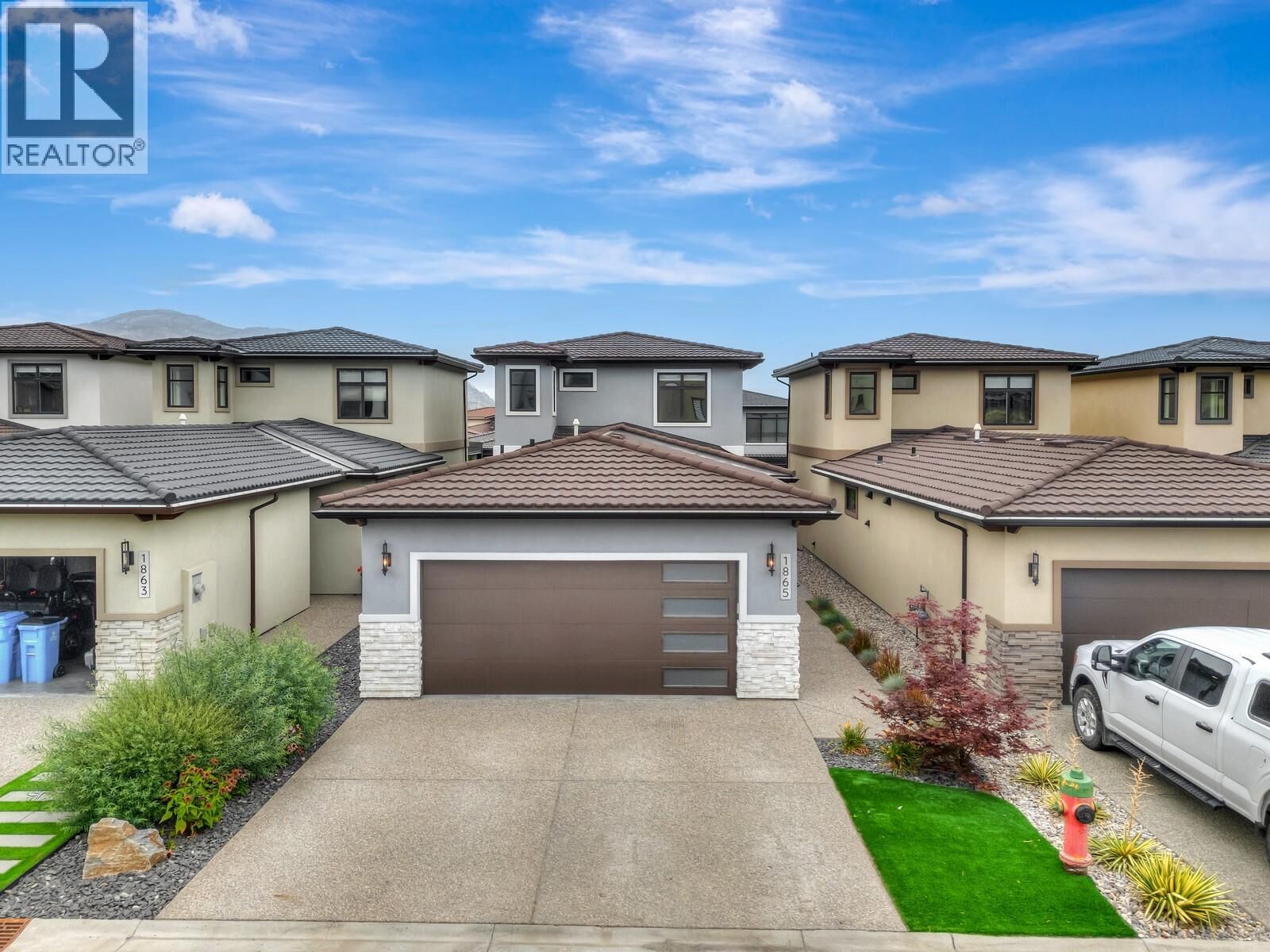 Property Photo: 1865 Viewpoint Crescent BC V1Z 4E1