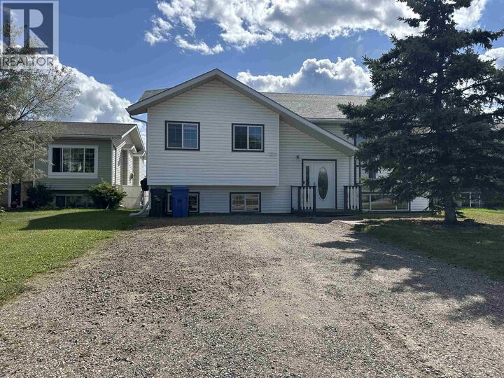 9111 107 Avenue  Fort St. John BC V1J 2P1 photo