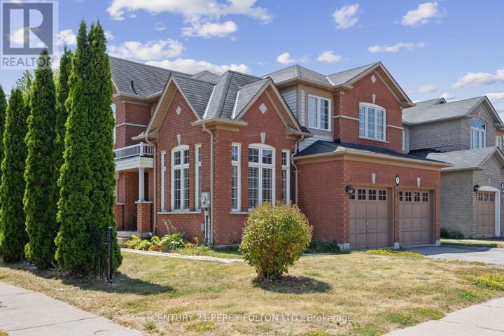 Property Photo:  1 Robideau Place  ON L1R 3G8 
