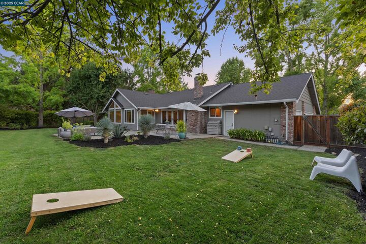 Property Photo:  1050 White Gate Rd  CA 94507 