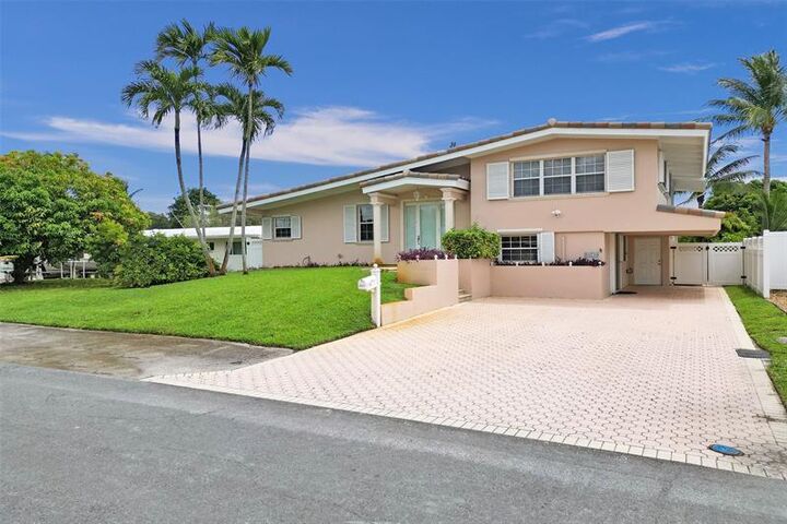 2542 Marathon Ln  Fort Lauderdale FL 33312 photo
