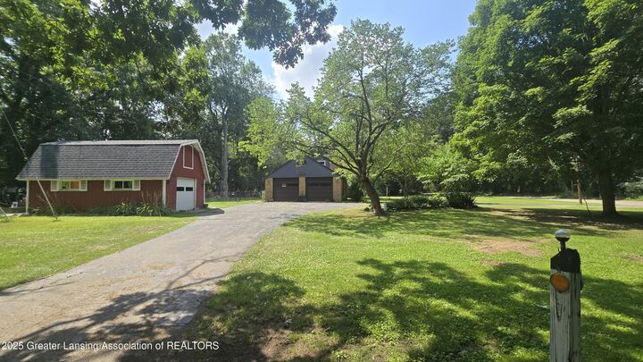 Property Photo: 2409 Hulett Road MI 48864