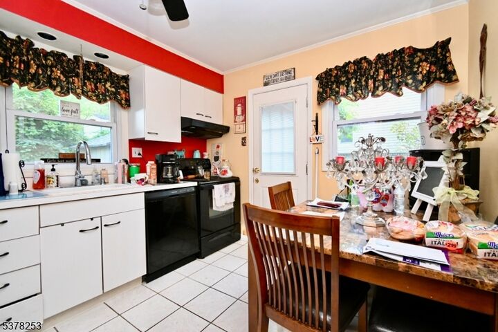 Property Photo: 17 Seneca Trl NJ 07438
