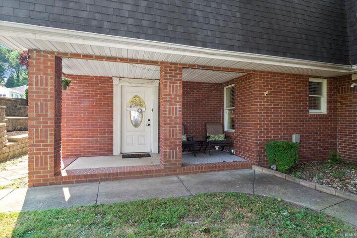 Property Photo: 2661 W Maryland Street IN 47712