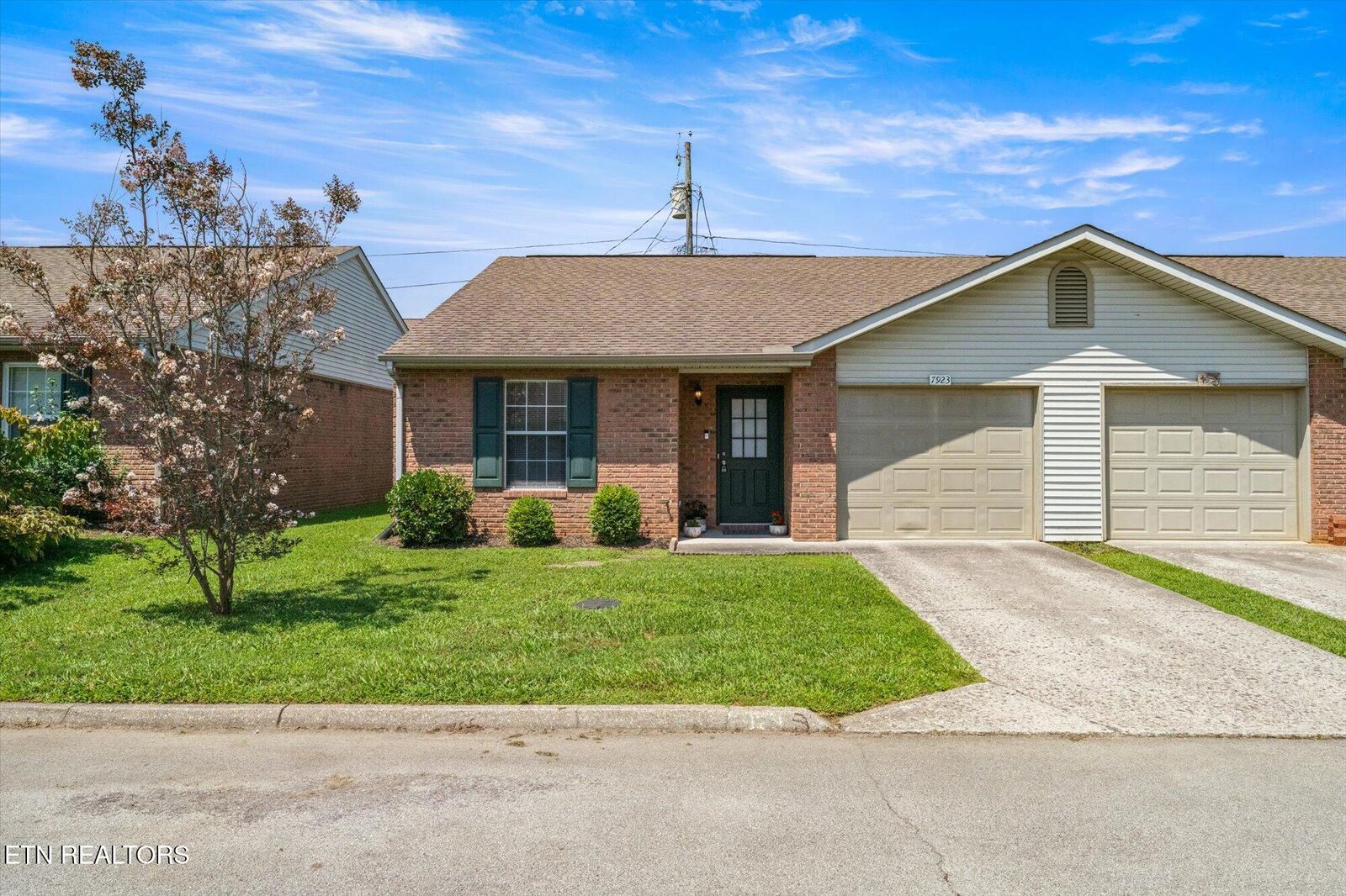 Property Photo:  7923 Jenhurst Way  TN 37849 