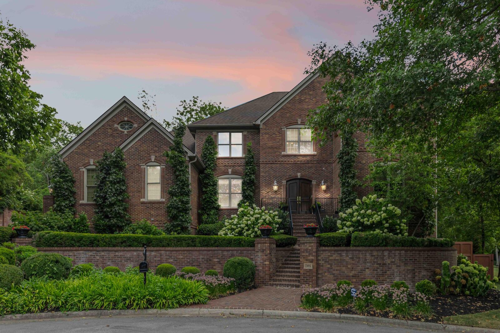 Property Photo:  2105 Wicksbury Place  KY 40515 