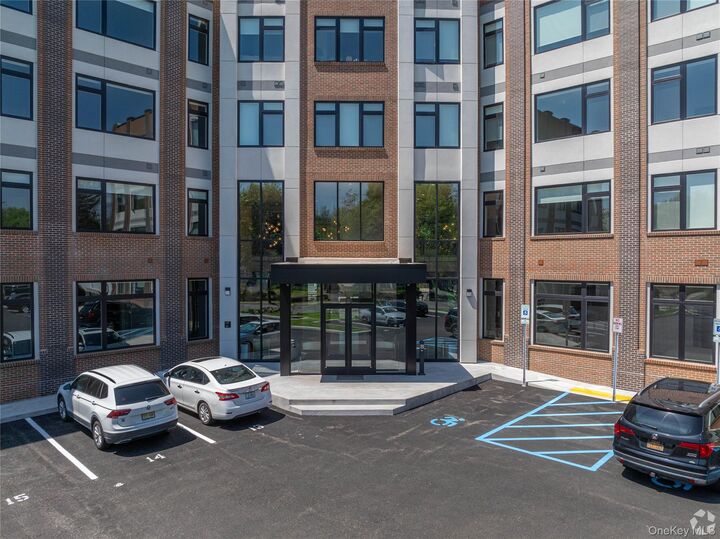 Property Photo:  15 Washington Avenue 305  NY 10901 
