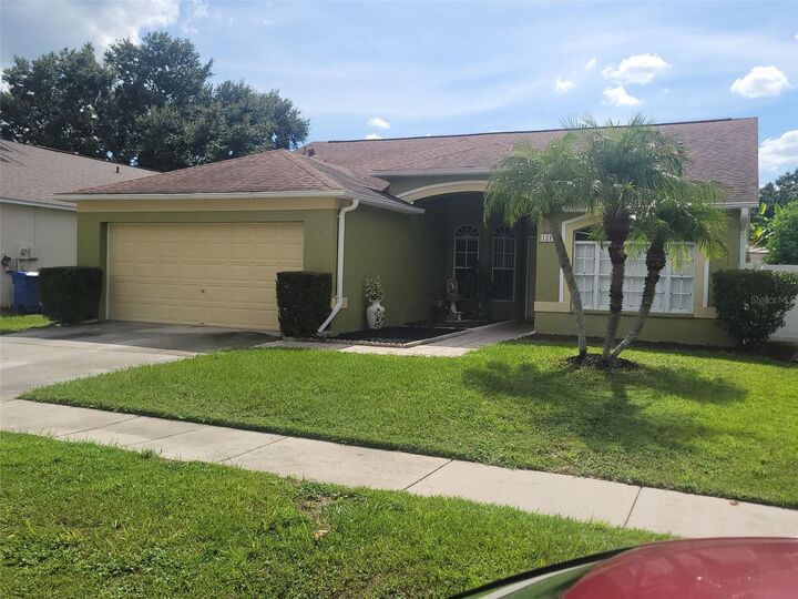 Property Photo:  1213 Sweet Gum Drive  FL 33511 