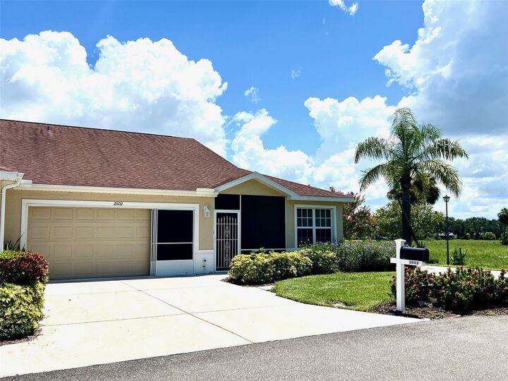 Property Photo: 2602 Edgewater Court FL 34221