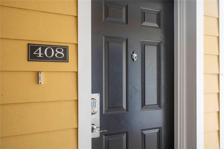 Property Photo: 3050 Pirates Retreat Court 408 FL 34747