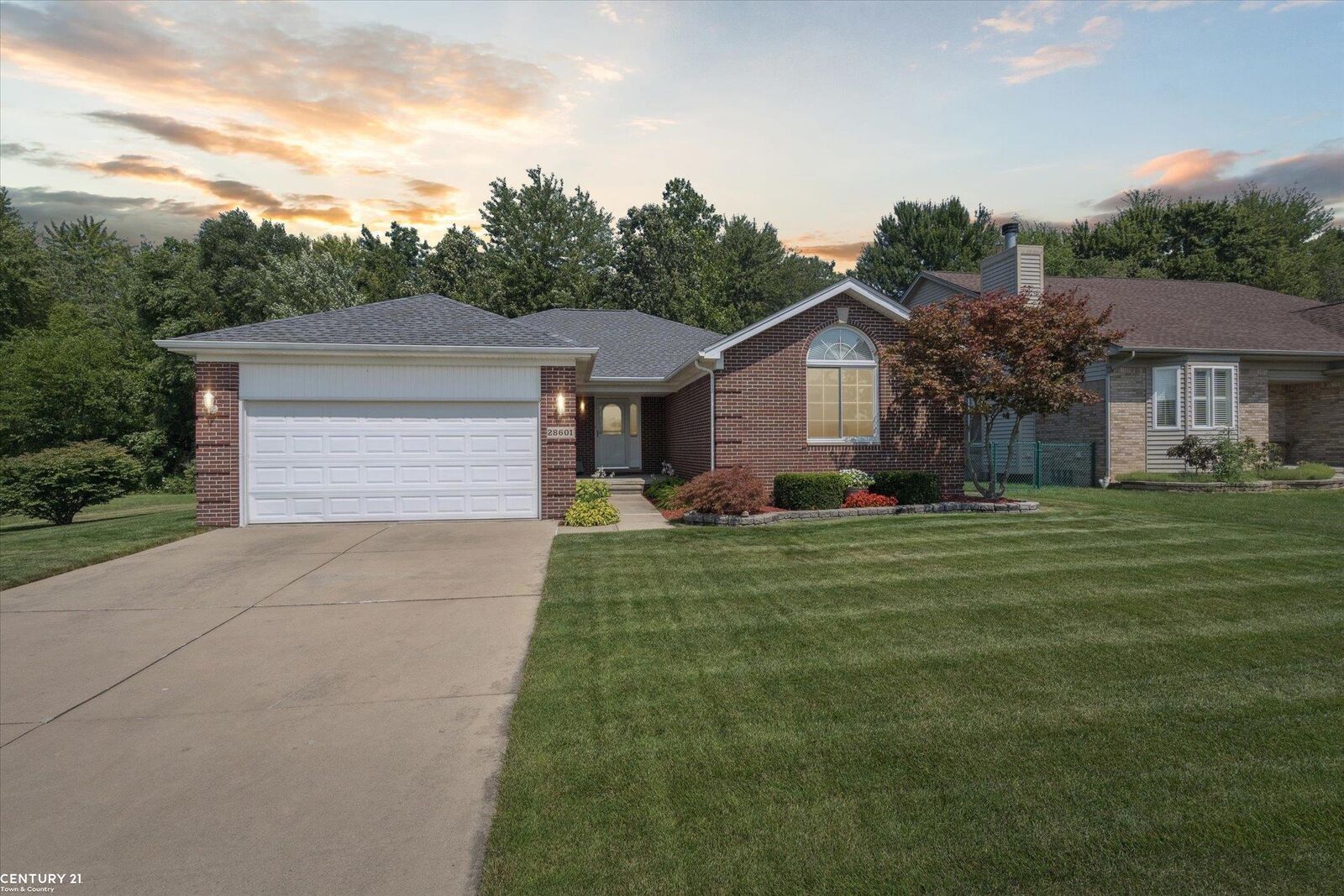 Property Photo: 28601 Iris Drive MI 48047