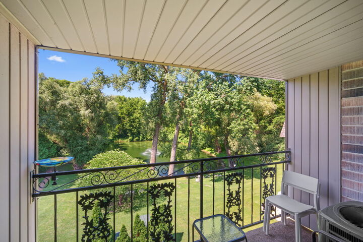Property Photo: 1730 W Green Tree Rd 304 WI 53209