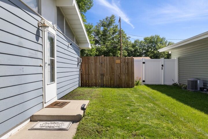 Property Photo:  117 24th St SW  ND 58701 