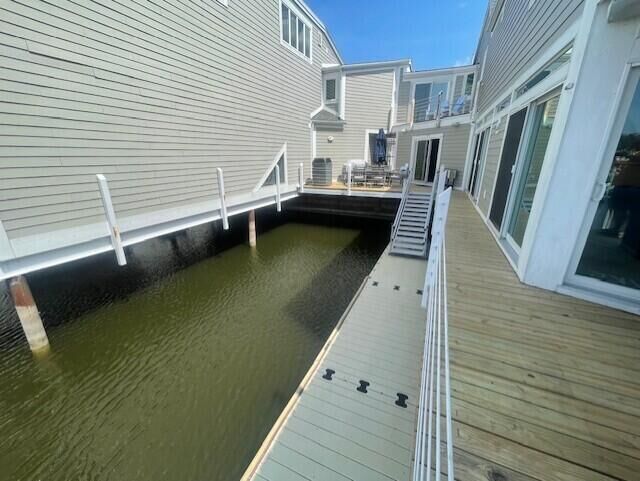 Property Photo:  18 Harbor Isle Drive  MI 49117 