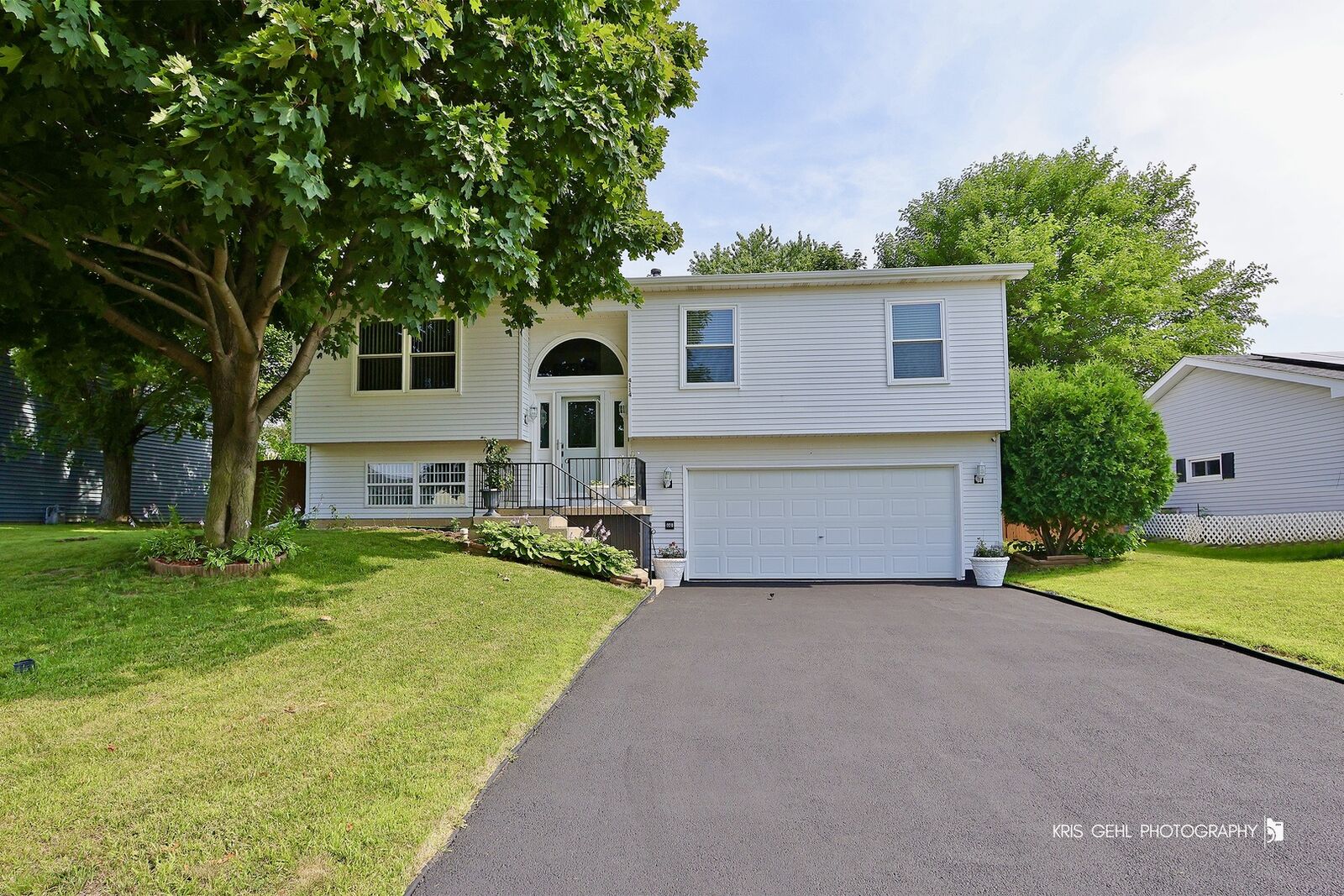 Property Photo:  4114 Luckie Court  IL 60099