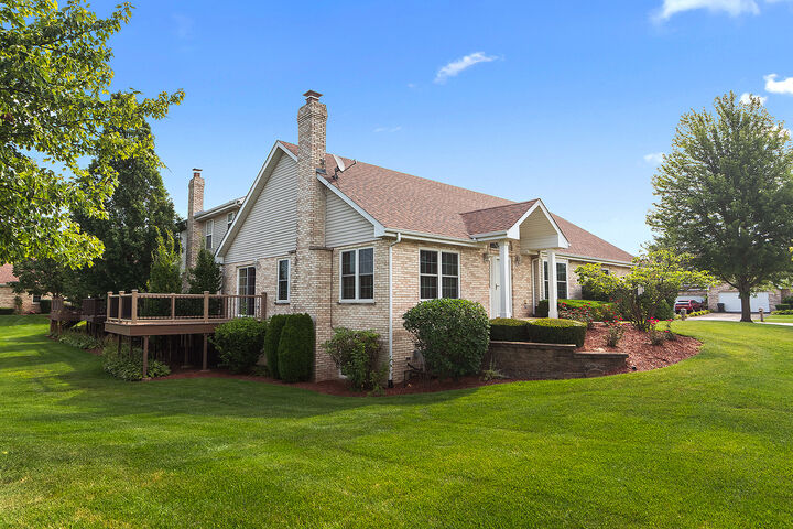 Property Photo:  687 Grace Court  IL 60451 