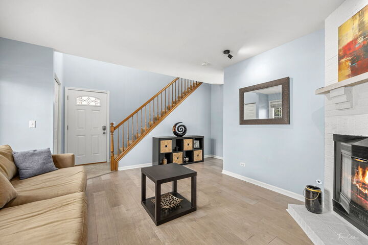Property Photo: 2817 Dorothy Drive 2817 IL 60504