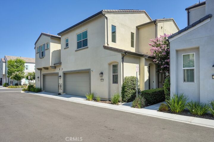 Property Photo: 4167 103 Horvath Street 103 CA 92883
