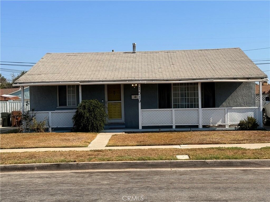 Property Photo:  1519 W 111th St  CA 90047 