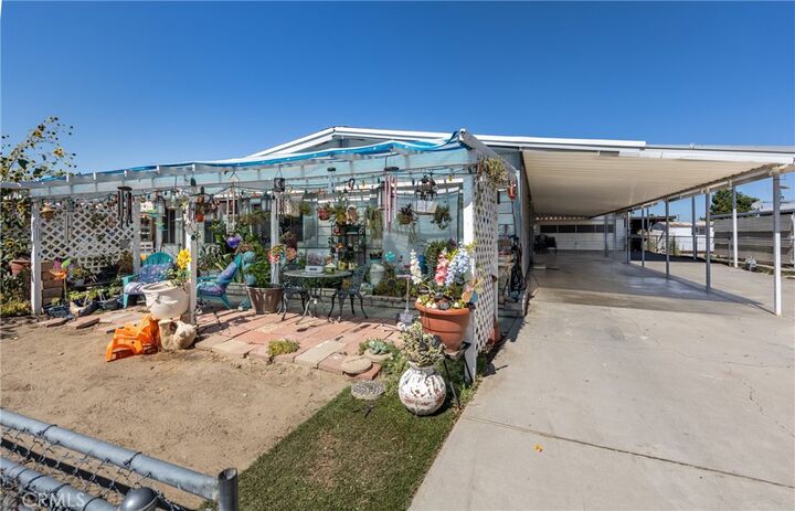 Property Photo:  25289 De Waide Avenue  CA 92544 