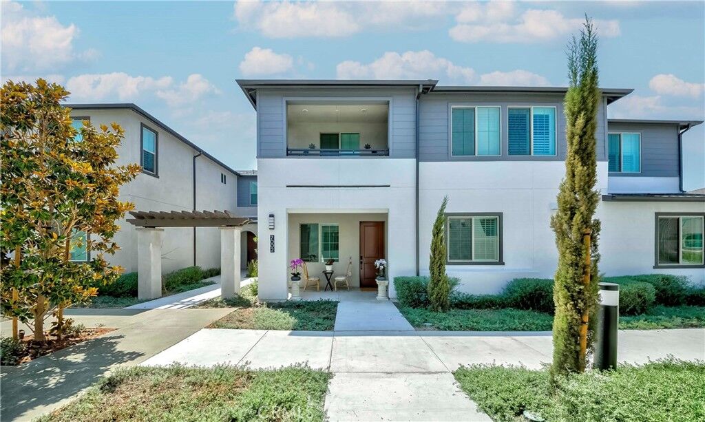 Property Photo:  7002 Citron Lane  CA 90630 