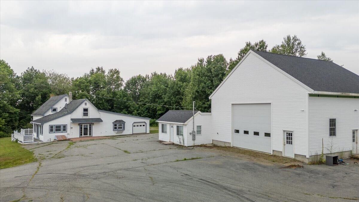 Property Photo: 317 Augusta Road ME 04574