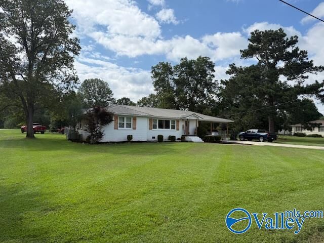 Property Photo: 1001 Taylor Road AL 35905