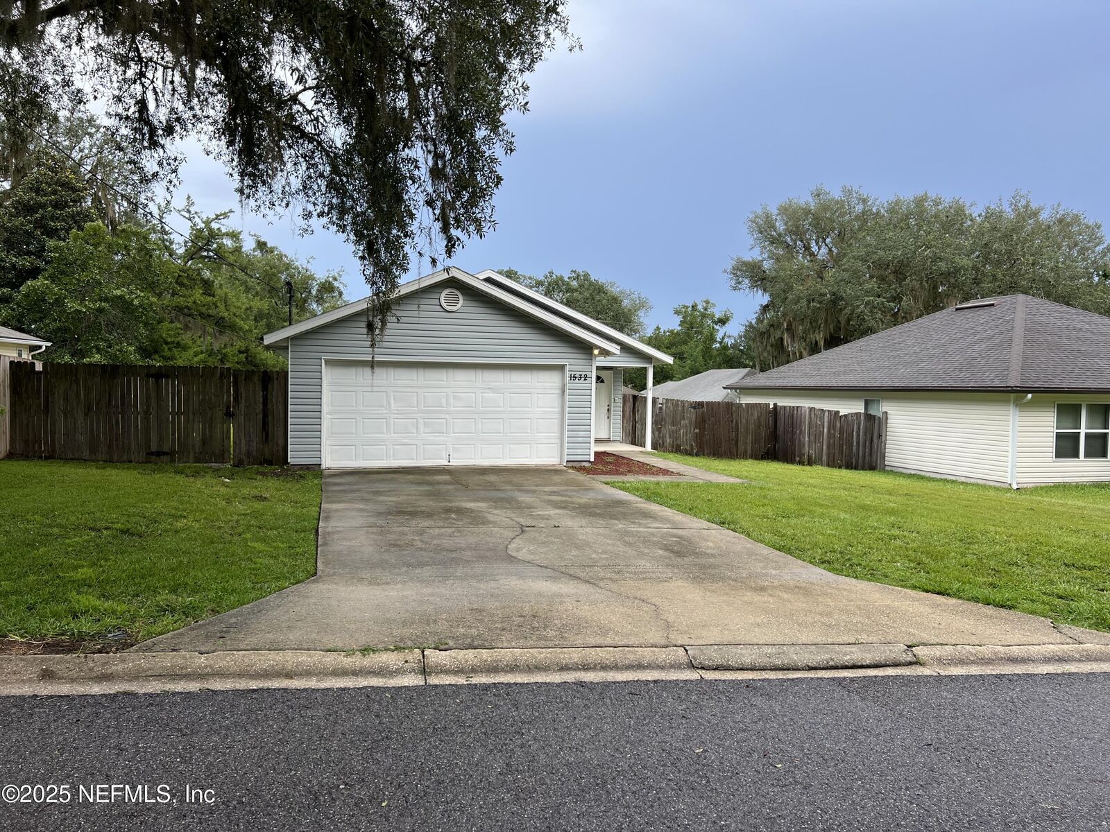 Property Photo:  1532 Center Street  FL 32043 