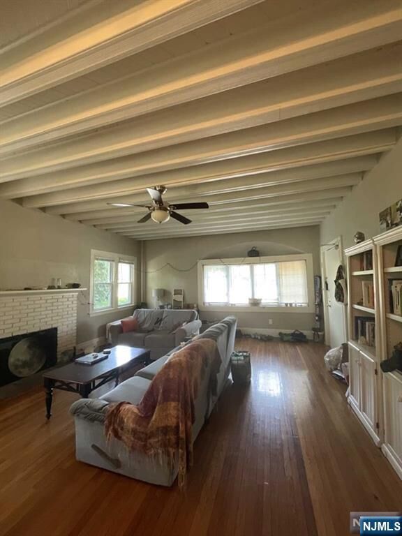 Property Photo:  123 S Maple Avenue 1  NJ 07450 