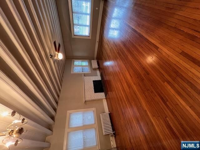 Property Photo:  123 S Maple Avenue 1  NJ 07450 