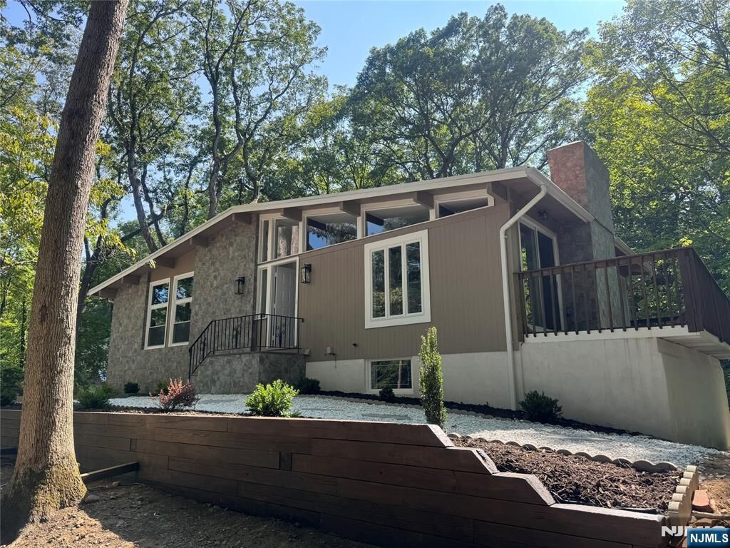 Property Photo:  711 Indian Road  NJ 07470 