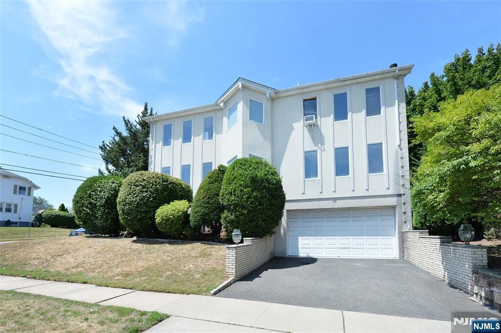 Property Photo:  73 S Prospect Avenue  NJ 07601 