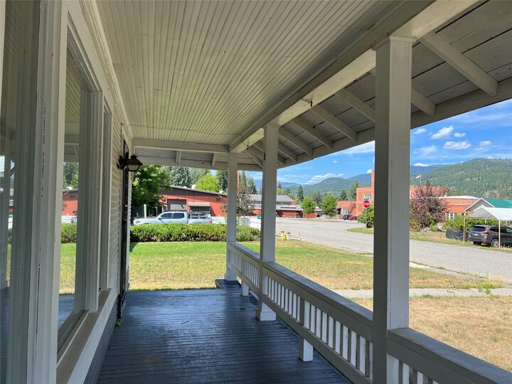 Property Photo:  206 E Mineral Avenue  MT 59935 