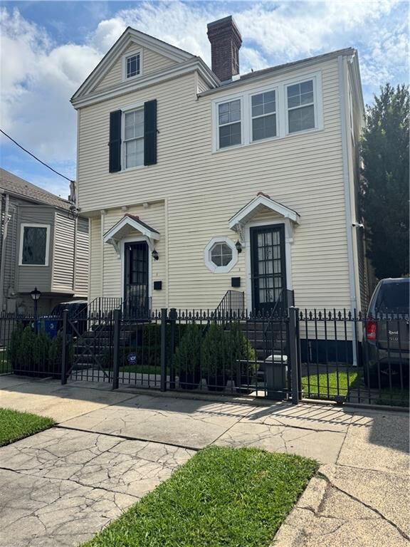 Property Photo: 1627 Marengo Street LA 70115