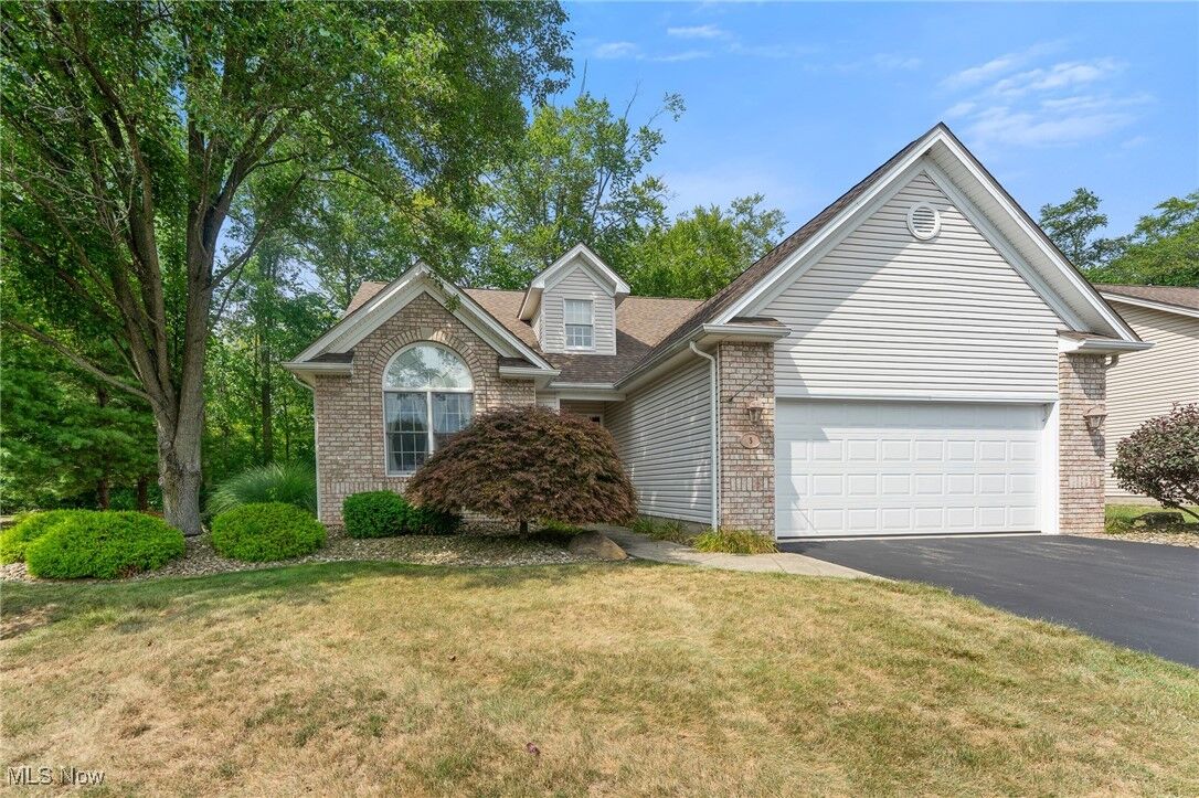 Property Photo: 7007 Clingan Road 5 OH 44514