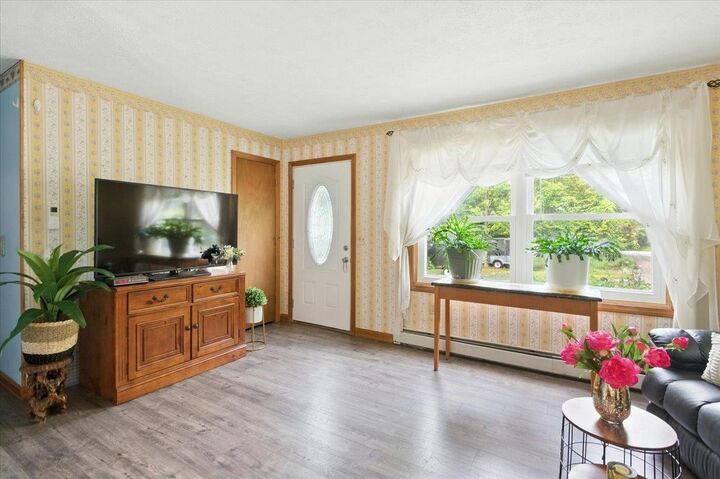 Property Photo: 472 Nottingham Drive VT 05468