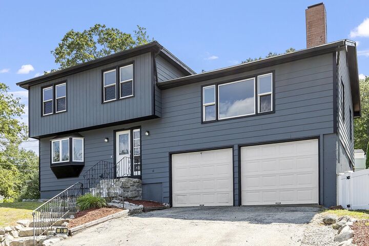 Property Photo:  65 Lindstrom Lane  NH 03104 