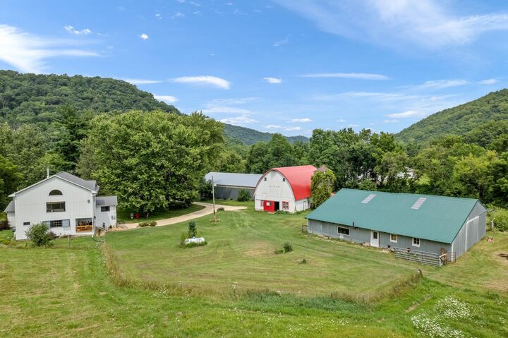 Property Photo: 36415 Homer Valley Lane MN 55987