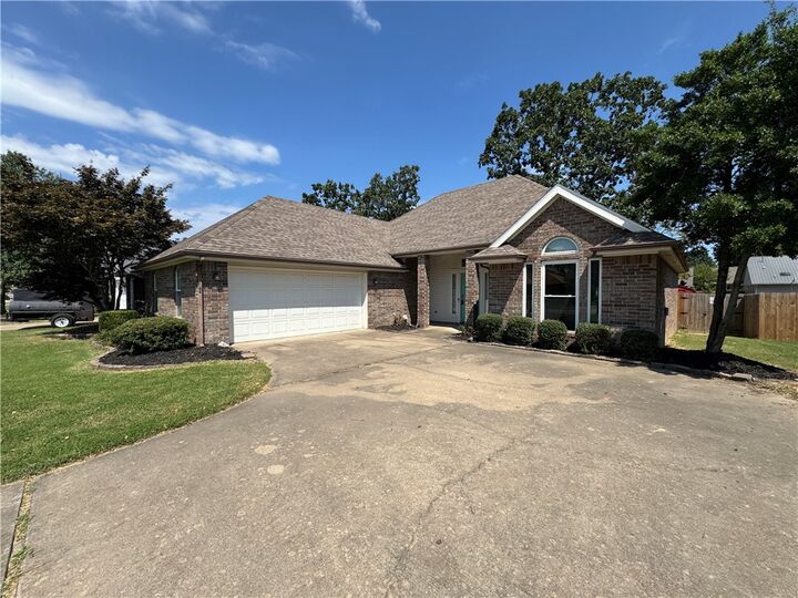 3801 W Cedar Street  Rogers AR 72756 photo