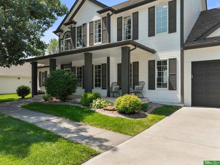 Property Photo: 9902 S 173 Circle NE 68136