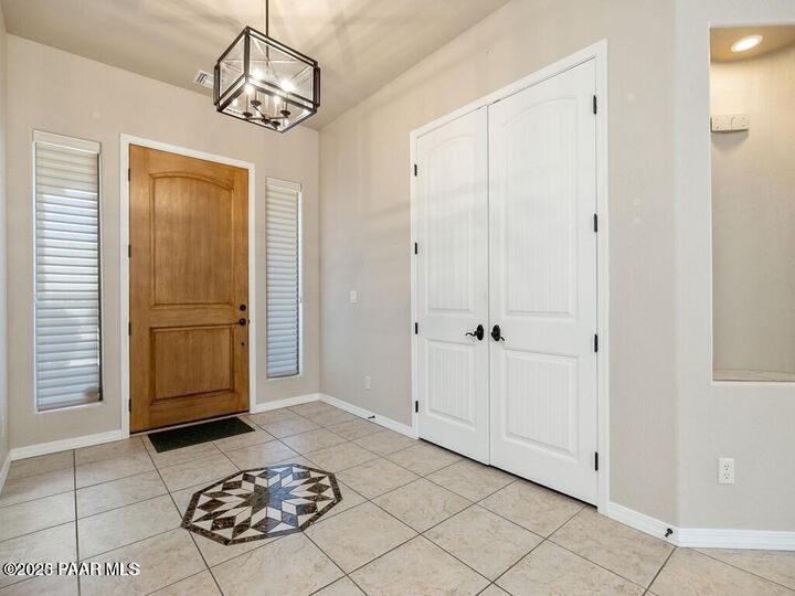 Property Photo:  1571 Gettysvue Way  AZ 86301 